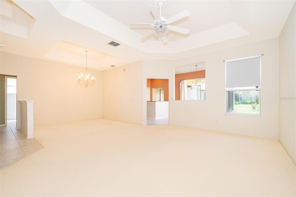 Active With Contract: $425,000 (3 beds, 2 baths, 1621 Square Feet)