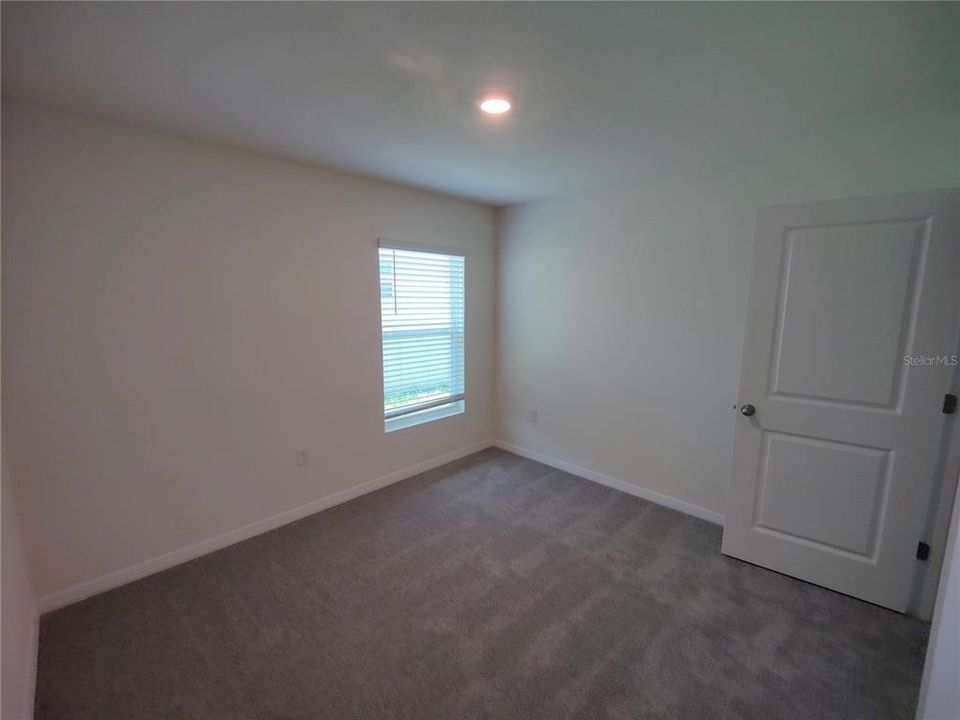 For Rent: $2,000 (4 beds, 2 baths, 1832 Square Feet)