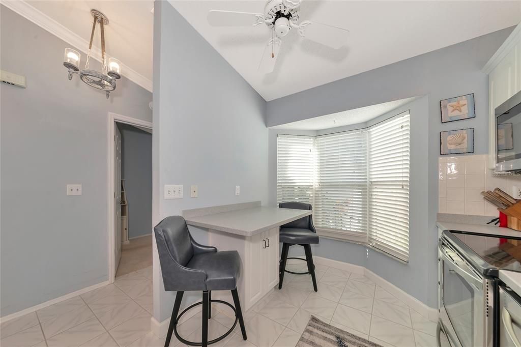 For Sale: $449,000 (2 beds, 2 baths, 1368 Square Feet)