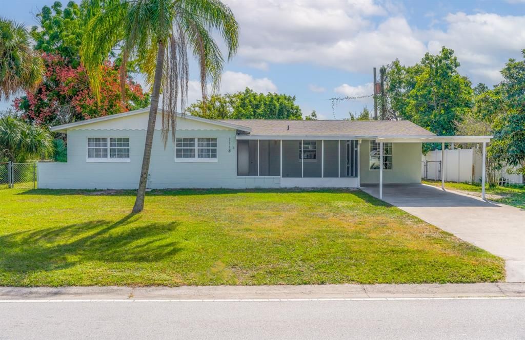 Active With Contract: $360,000 (4 beds, 2 baths, 1493 Square Feet)