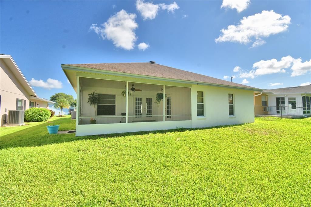 For Sale: $329,900 (3 beds, 2 baths, 1438 Square Feet)