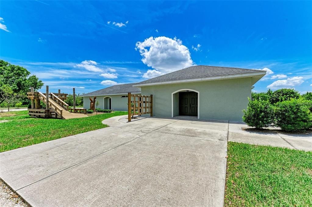 For Sale: $1,245,000 (3 beds, 3 baths, 3623 Square Feet)