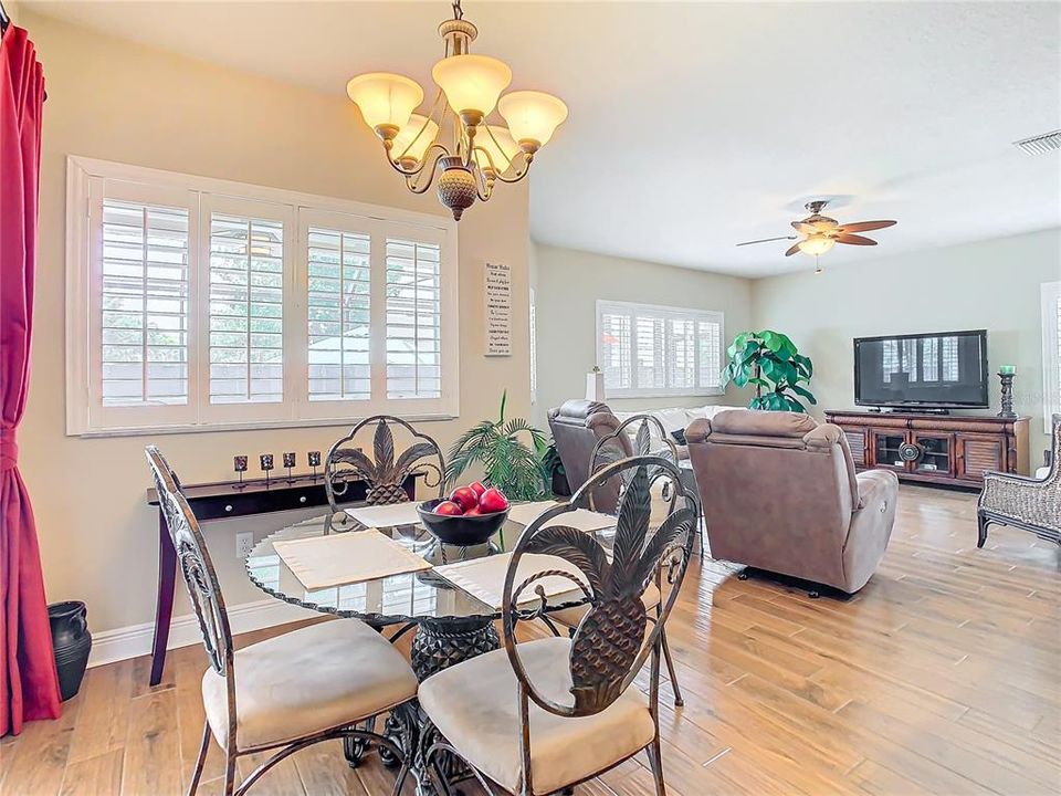 Breakfast Nook - Family Room