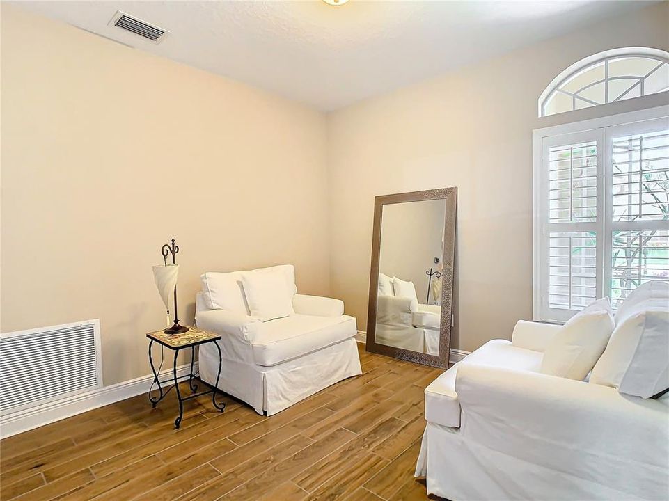 Dining Room (currently additional entertaining space)