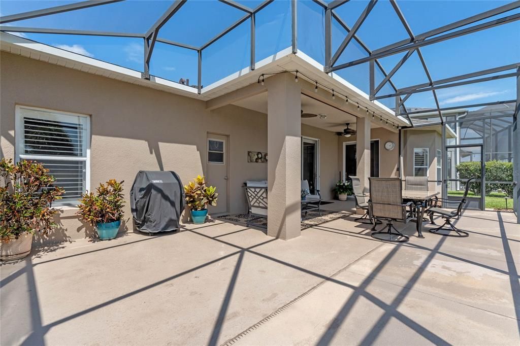 Recently Sold: $619,990 (3 beds, 2 baths, 2575 Square Feet)