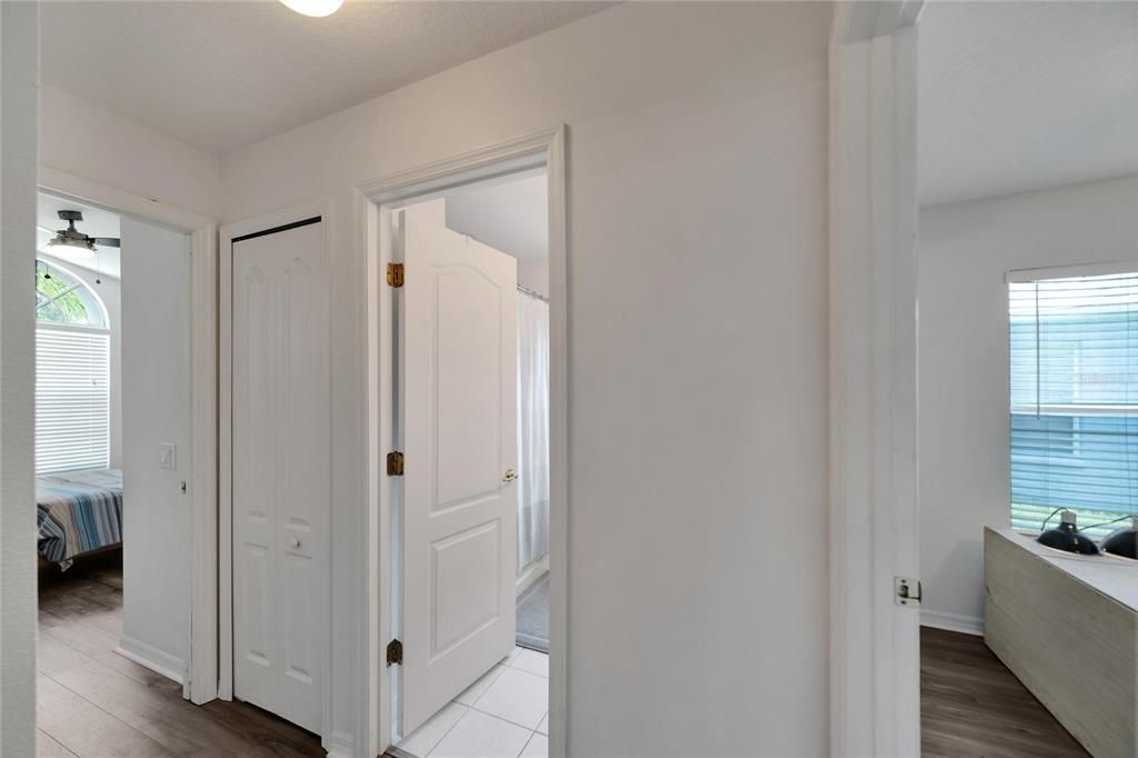 For Sale: $348,000 (3 beds, 2 baths, 1579 Square Feet)