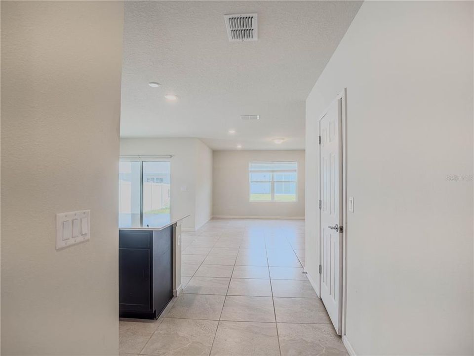 Active With Contract: $2,100 (4 beds, 2 baths, 1865 Square Feet)