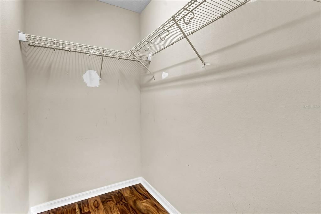 Upstairs Bdrm Walkin Closet