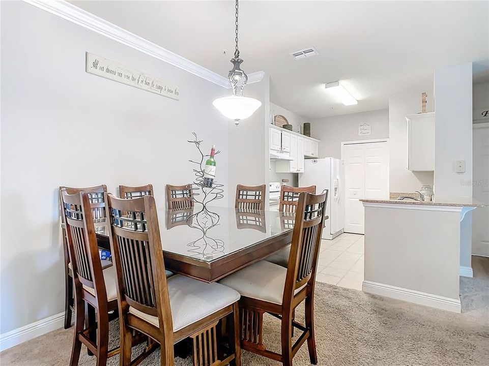 For Sale: $284,900 (2 beds, 2 baths, 1152 Square Feet)