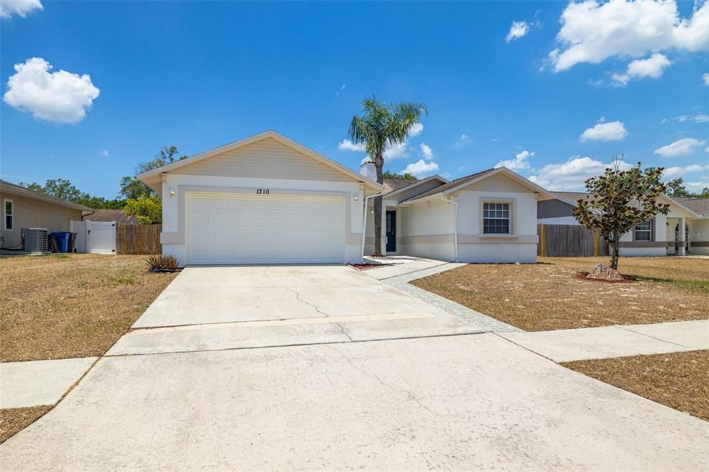 Active With Contract: $330,000 (4 beds, 2 baths, 1506 Square Feet)