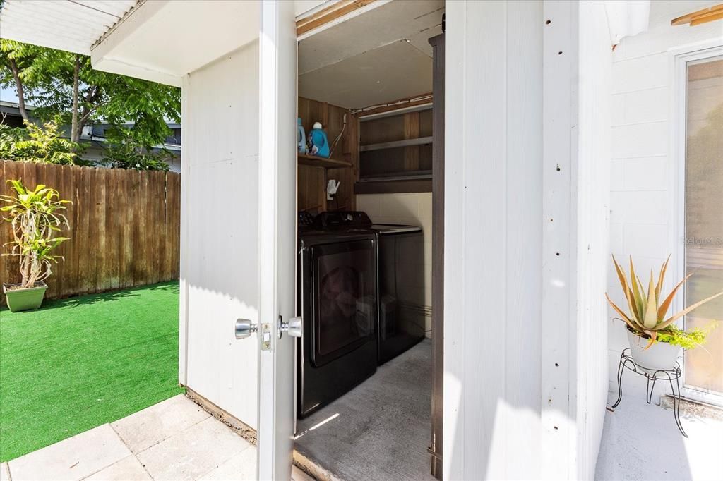 laundry room - external - shared