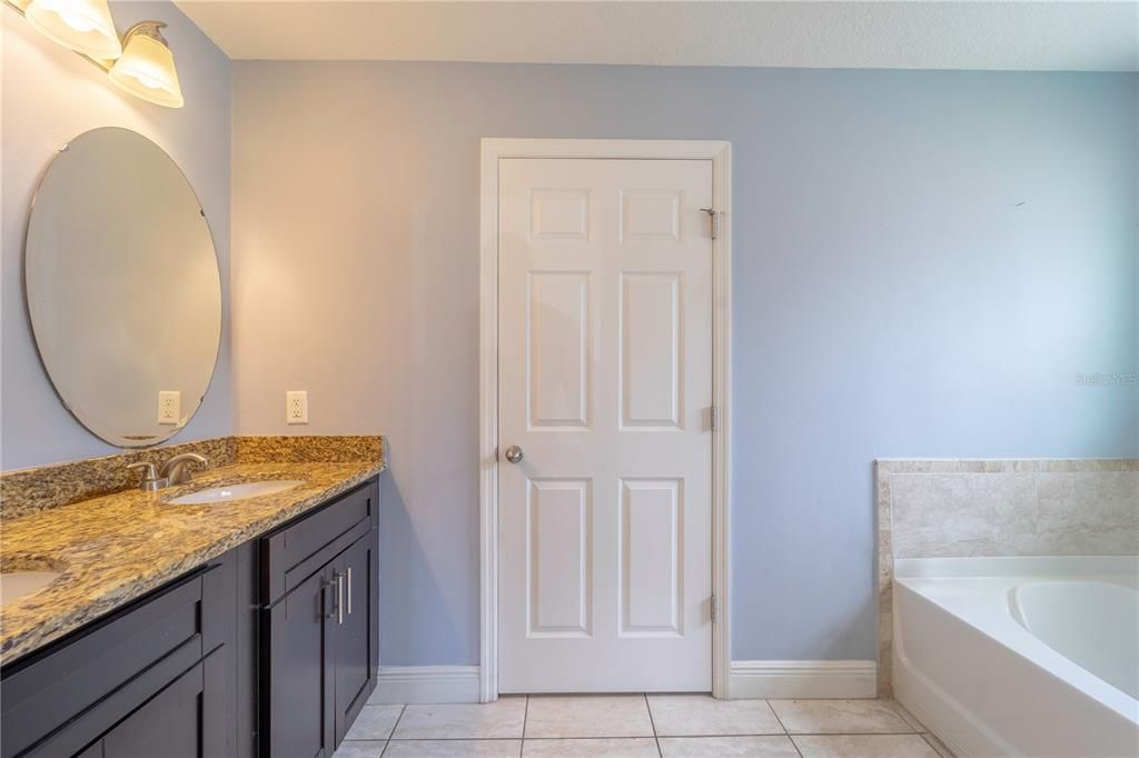 For Sale: $279,900 (3 beds, 2 baths, 1509 Square Feet)