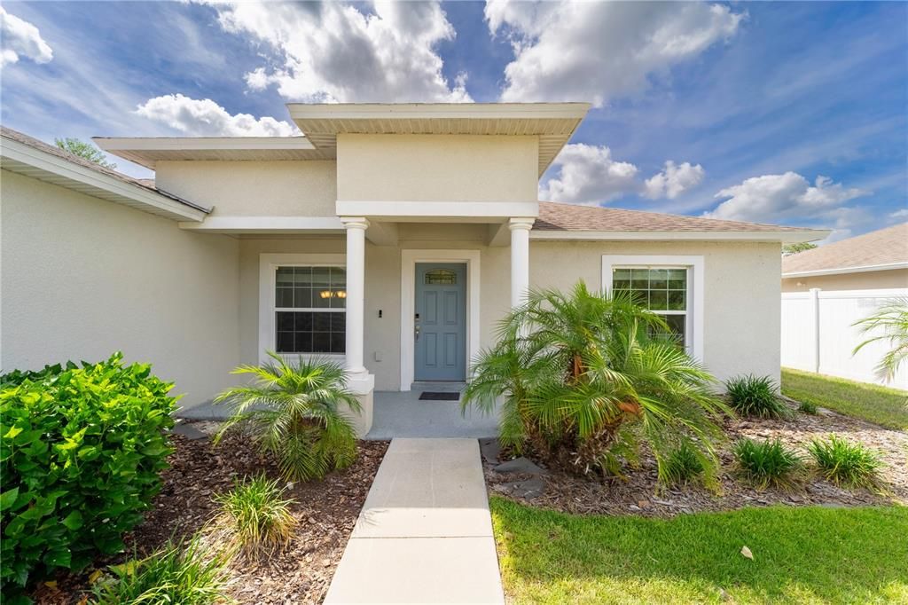 Active With Contract: $289,900 (3 beds, 2 baths, 1509 Square Feet)