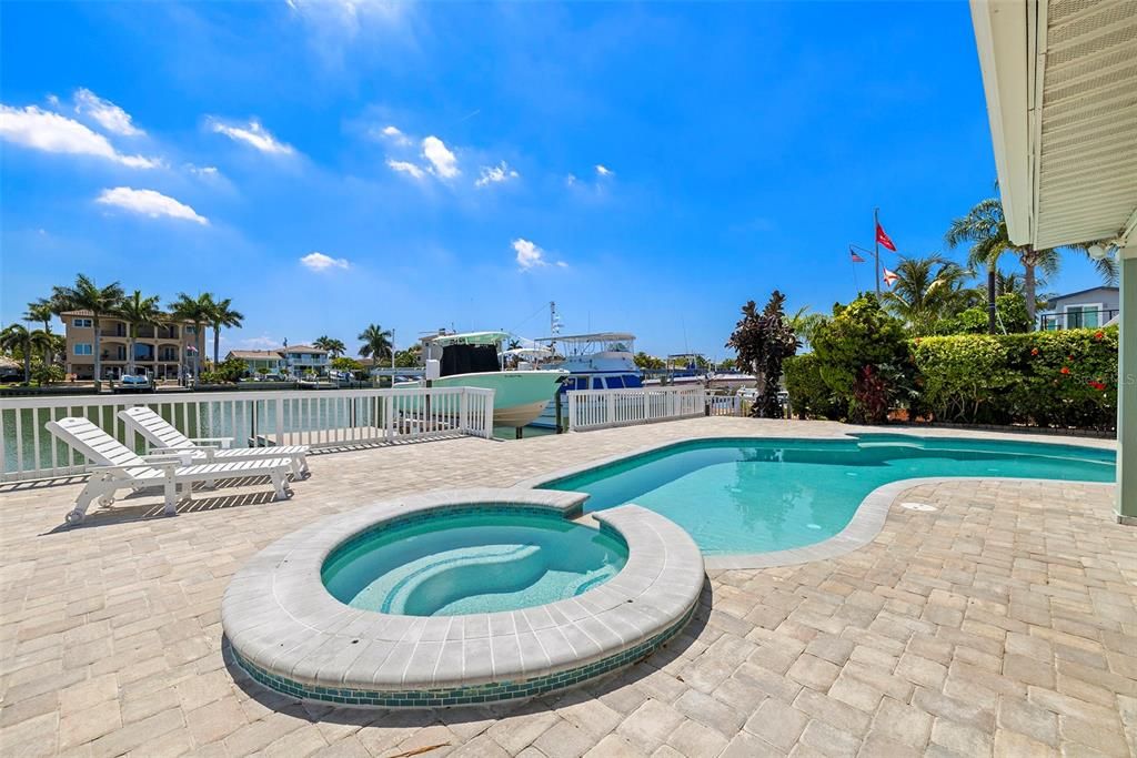 Active With Contract: $1,450,000 (3 beds, 2 baths, 2555 Square Feet)