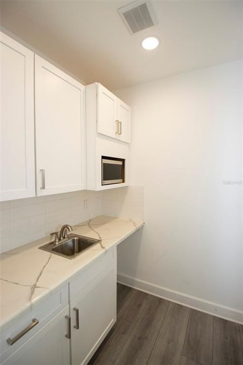 For Rent: $2,500 (3 beds, 2 baths, 1664 Square Feet)