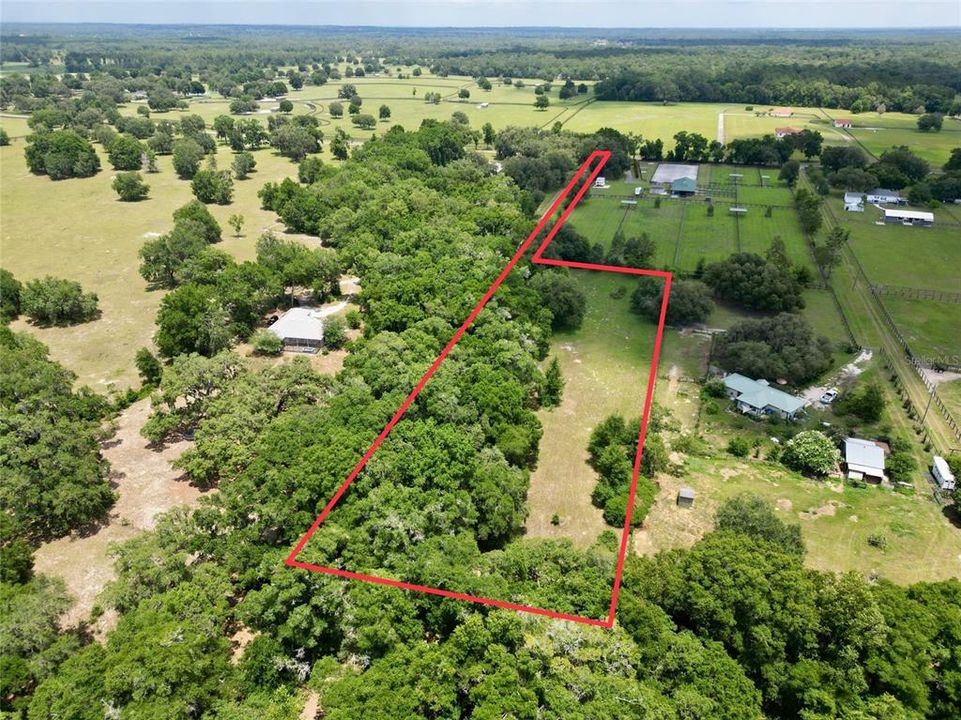 На продажу: $219,500 (3.00 acres)