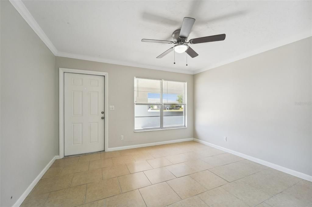 For Sale: $259,900 (3 beds, 2 baths, 1370 Square Feet)