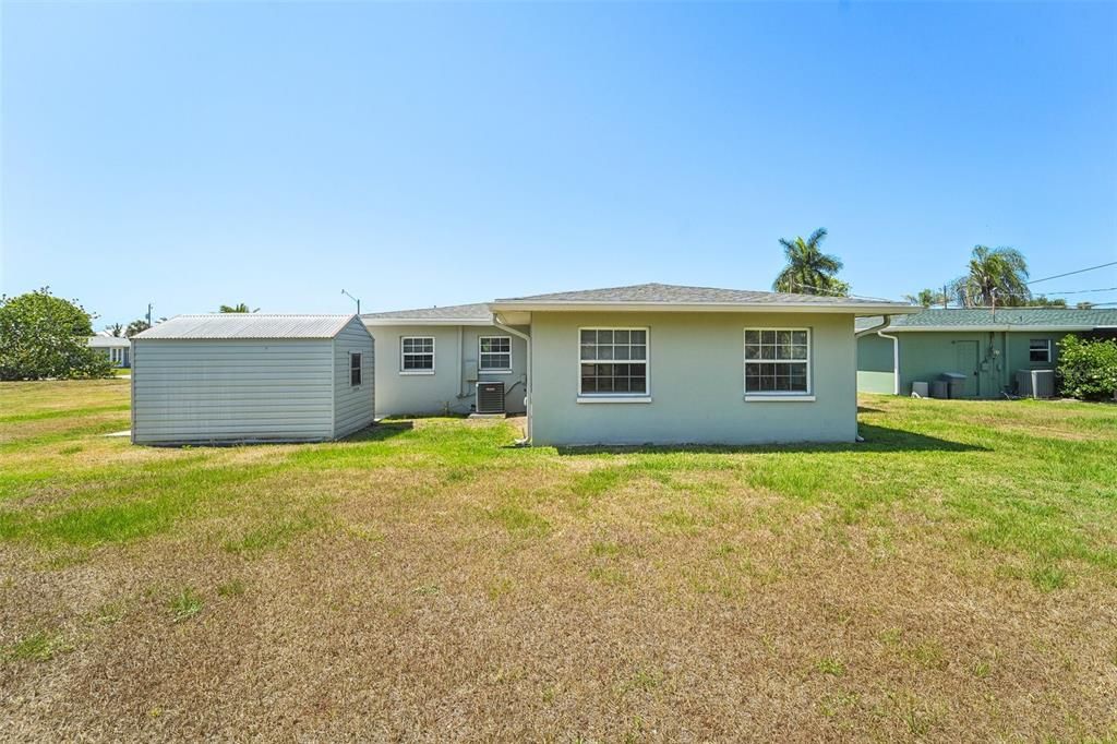 For Sale: $259,900 (3 beds, 2 baths, 1370 Square Feet)