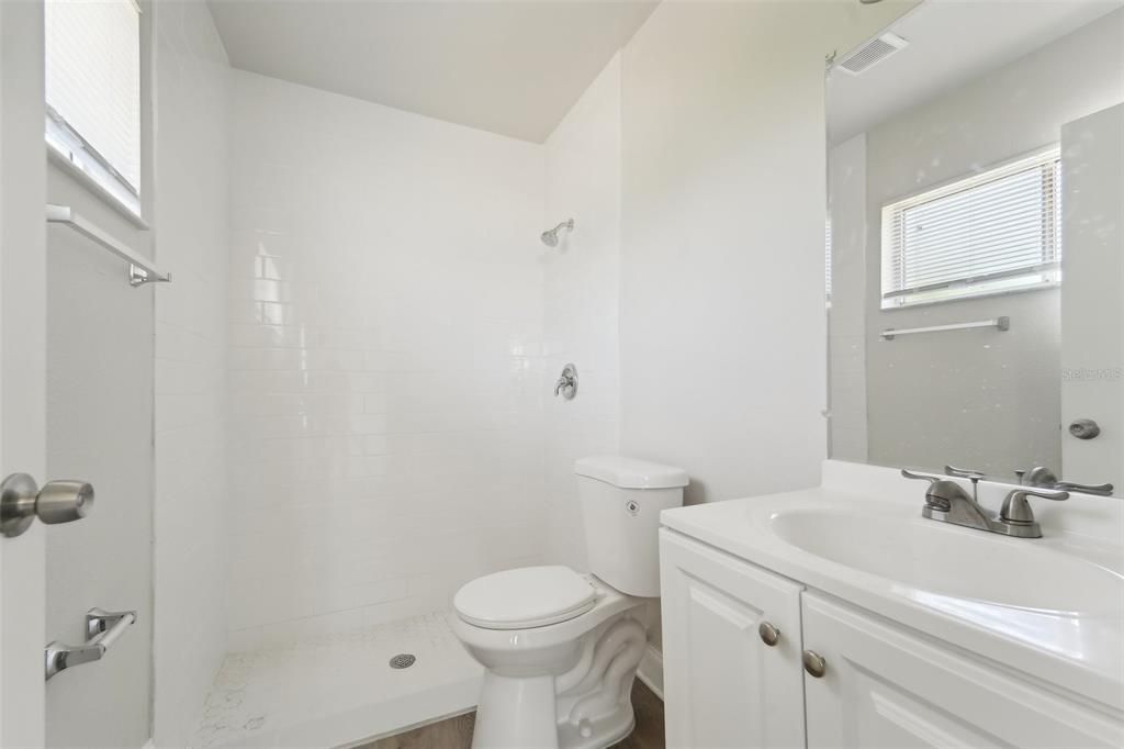 For Sale: $265,000 (3 beds, 2 baths, 1176 Square Feet)