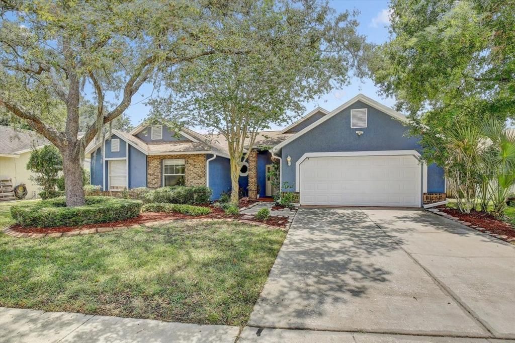 Active With Contract: $485,000 (4 beds, 2 baths, 2232 Square Feet)