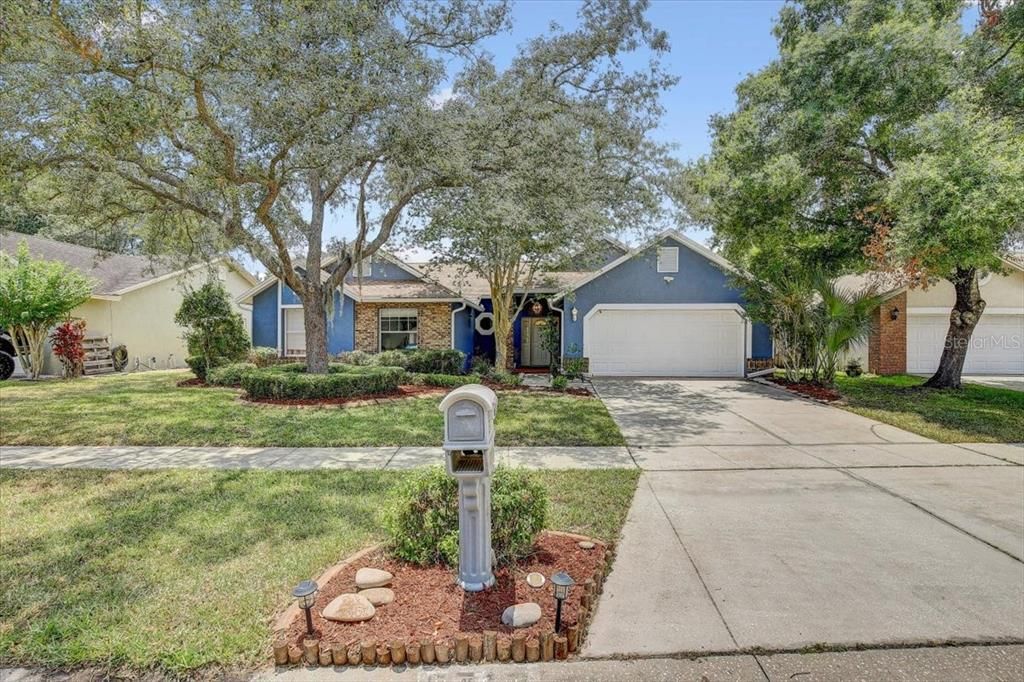 Active With Contract: $485,000 (4 beds, 2 baths, 2232 Square Feet)