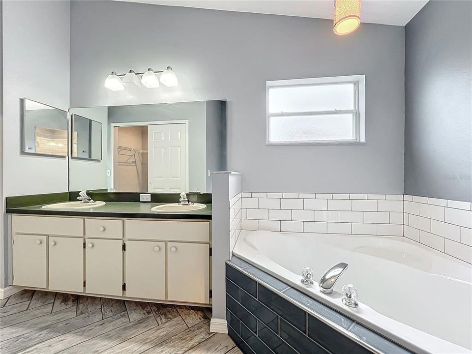 Primary Bath with Double Vanity and Garden Tub