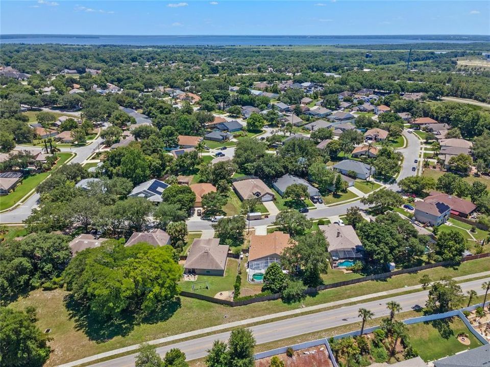 Active With Contract: $399,000 (3 beds, 3 baths, 2072 Square Feet)