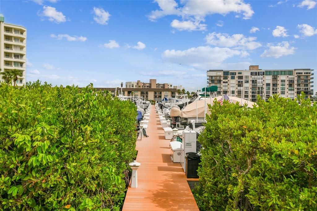 Active With Contract: $1,050,000 (3 beds, 2 baths, 1860 Square Feet)