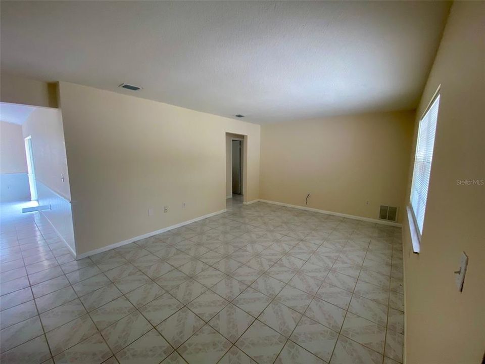 Active With Contract: $2,100 (4 beds, 2 baths, 1520 Square Feet)