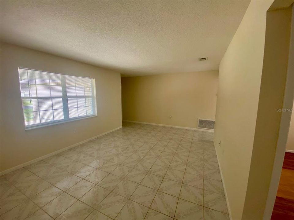 Active With Contract: $2,100 (4 beds, 2 baths, 1520 Square Feet)