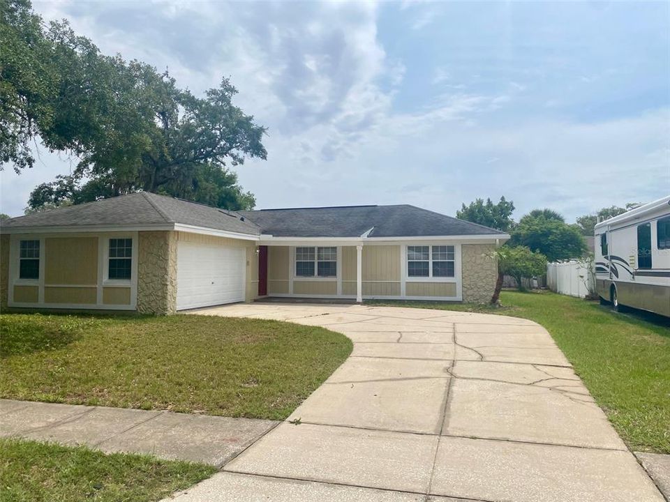 Active With Contract: $2,100 (4 beds, 2 baths, 1520 Square Feet)