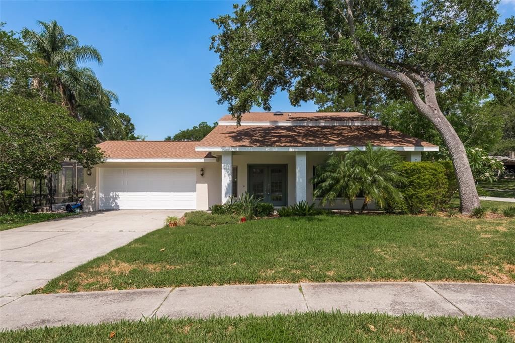 Recently Sold: $675,000 (4 beds, 2 baths, 2436 Square Feet)