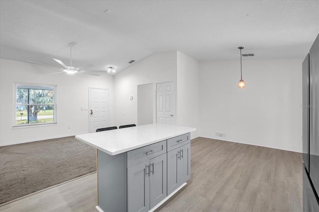 Active With Contract: $450,000 (3 beds, 2 baths, 1190 Square Feet)