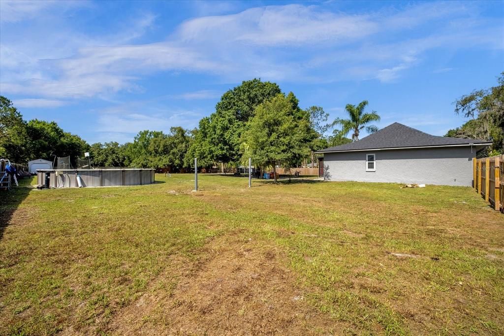 Active With Contract: $450,000 (3 beds, 2 baths, 1190 Square Feet)