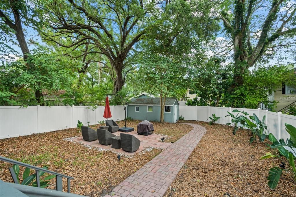 Recently Sold: $675,000 (4 beds, 3 baths, 1779 Square Feet)