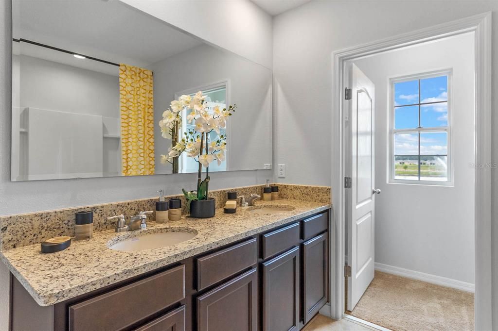 Active With Contract: $409,490 (5 beds, 3 baths, 2601 Square Feet)