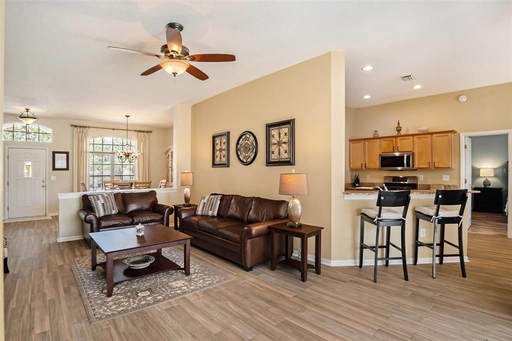 Active With Contract: $525,000 (4 beds, 2 baths, 2052 Square Feet)