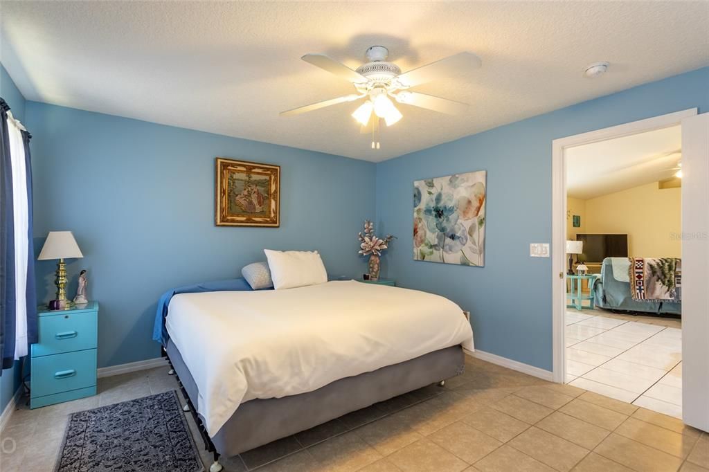 For Sale: $329,900 (3 beds, 2 baths, 1430 Square Feet)