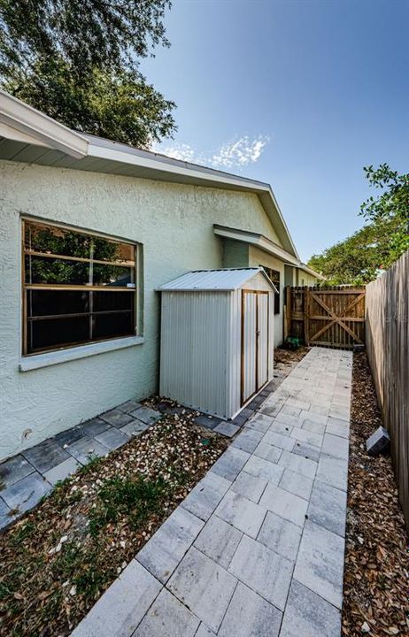 Active With Contract: $539,900 (3 beds, 2 baths, 2069 Square Feet)