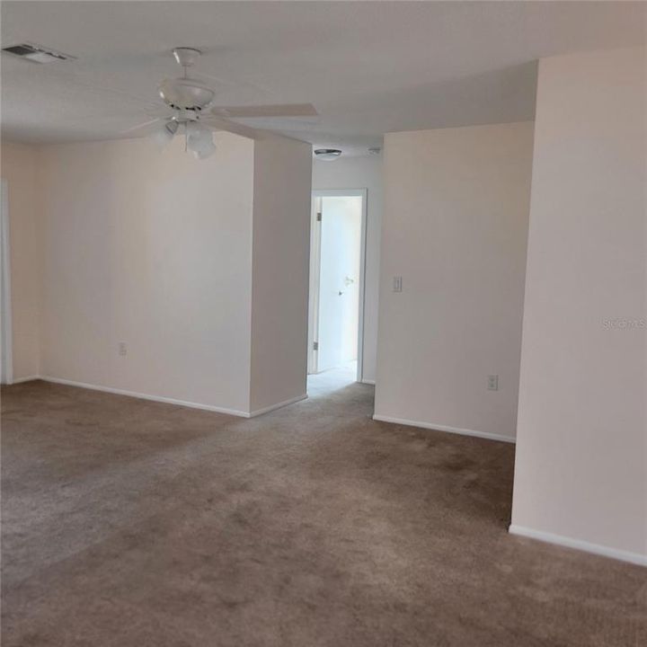 For Rent: $2,300 (2 beds, 2 baths, 1295 Square Feet)