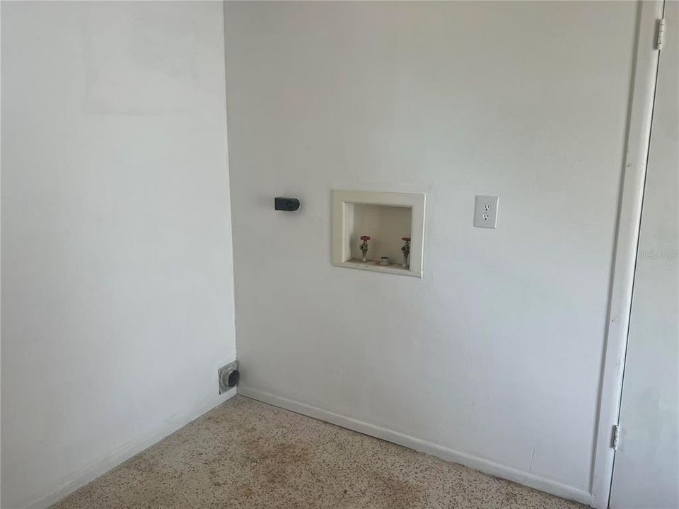 Activo con contrato: $199,900 (3 camas, 1 baños, 1120 Pies cuadrados)