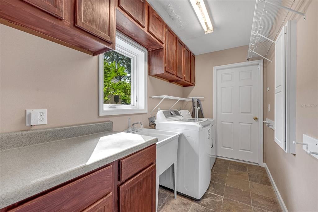 Laundry room with lots of storage