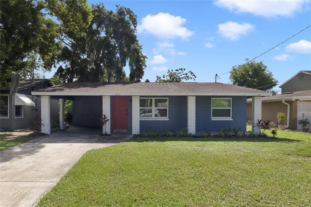Recently Rented: $2,195 (3 beds, 1 baths, 942 Square Feet)