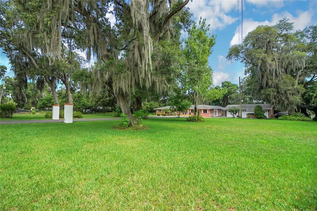 For Sale: $699,000 (3 beds, 2 baths, 2608 Square Feet)