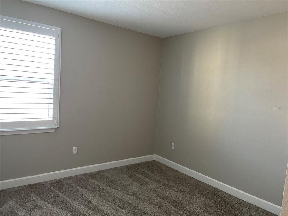 For Rent: $2,150 (2 beds, 1 baths, 866 Square Feet)