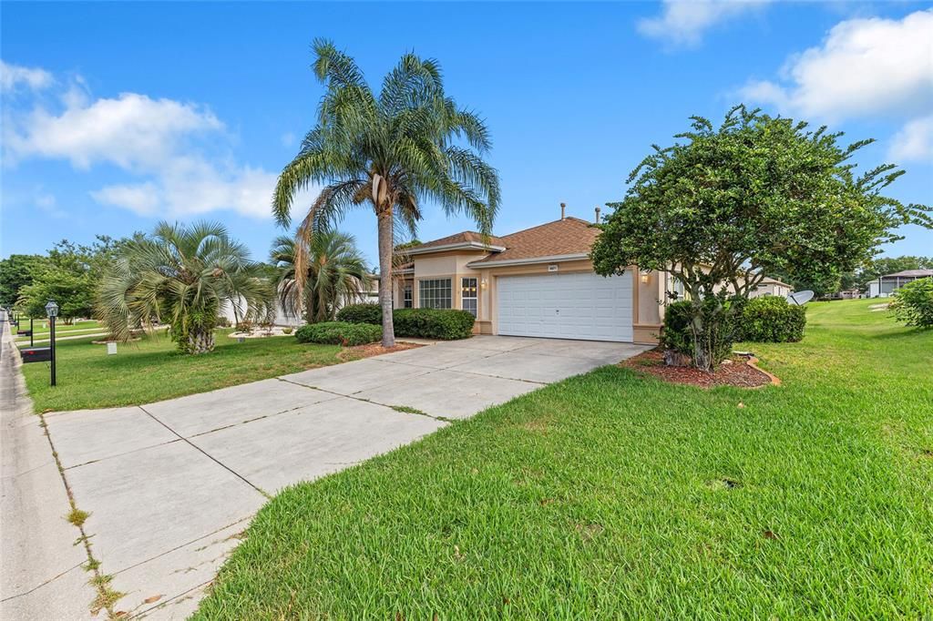 Active With Contract: $259,900 (3 beds, 2 baths, 1486 Square Feet)