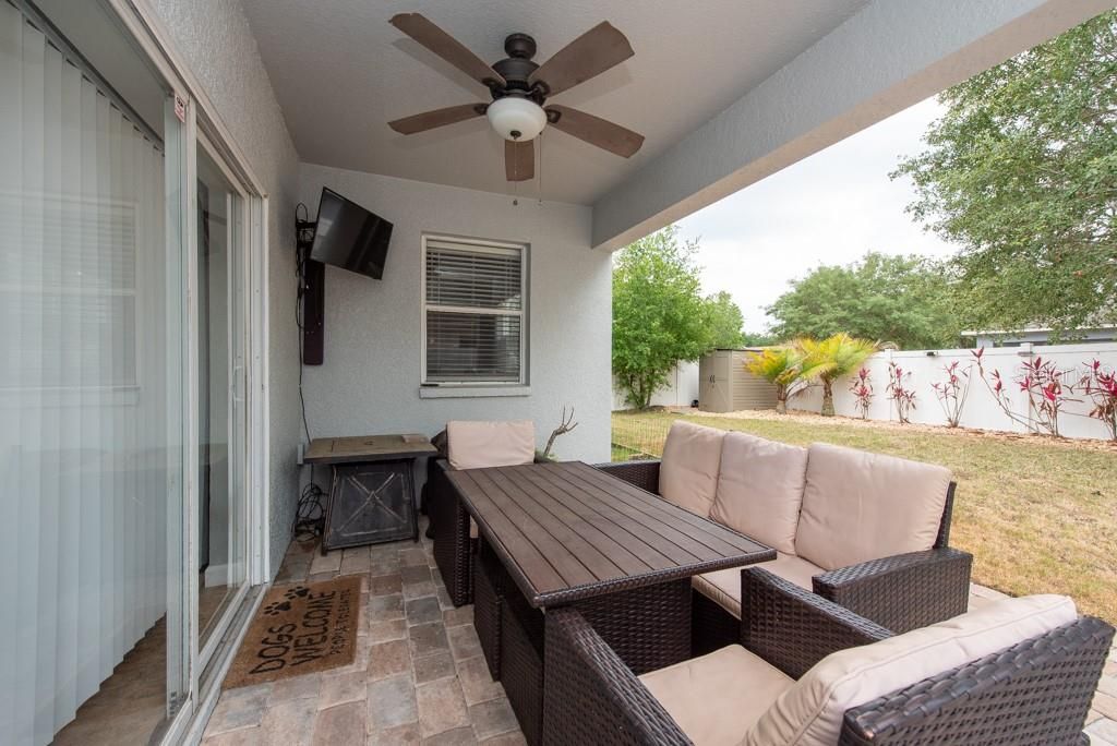 Active With Contract: $380,000 (4 beds, 2 baths, 1926 Square Feet)