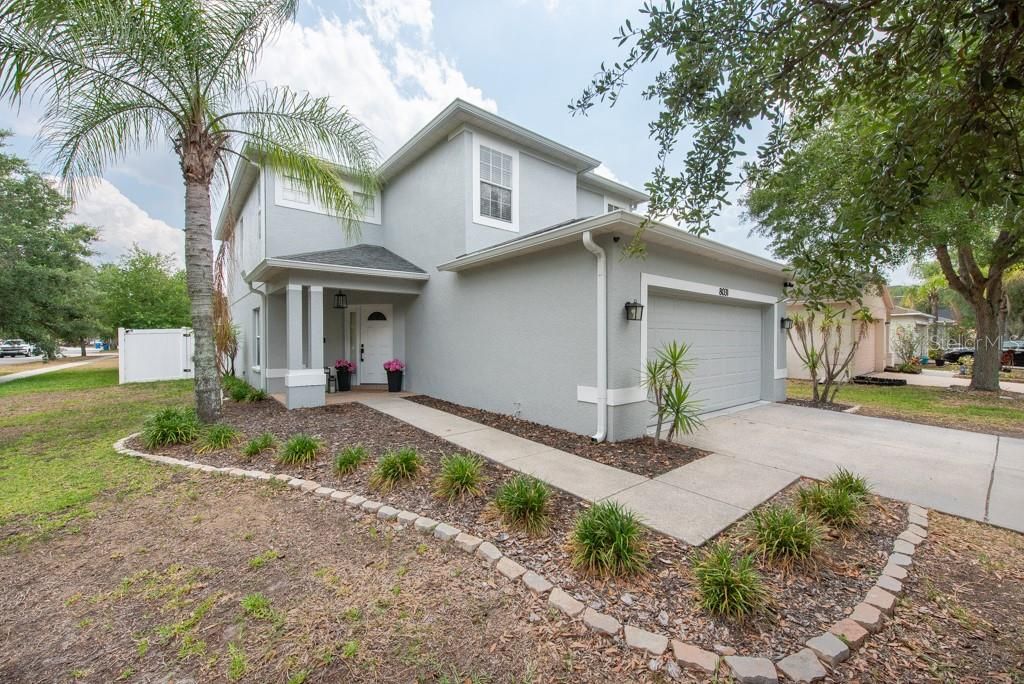 Active With Contract: $380,000 (4 beds, 2 baths, 1926 Square Feet)