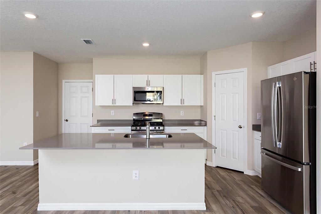 Active With Contract: $439,690 (4 beds, 2 baths, 2062 Square Feet)