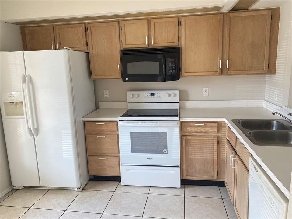 For Rent: $1,848 (2 beds, 2 baths, 1013 Square Feet)